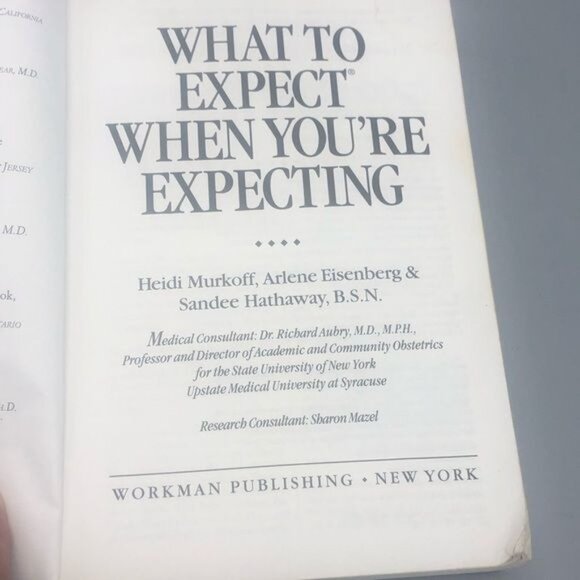 what to expect when you're expecting paperback book  2002 English READ - Picture 5 of 10